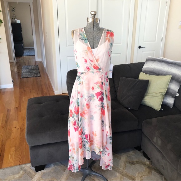 Calvin Klein Dresses & Skirts - FLASH SALE 🖤🖤 NWT CALVIN KLEIN FLORAL DRESS